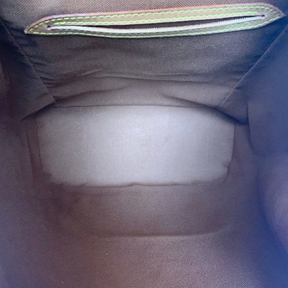 Beautiful Louis Vuitton Montsouris MM Backpack - Picture 9 of 16